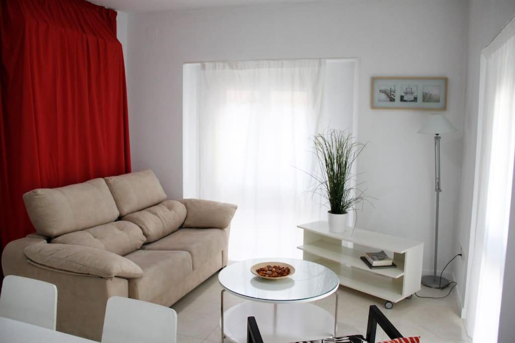 Cosy Apartment / Literally At The Foot Of Alhambra Granada Esterno foto